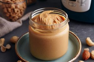 Crema de cacahuete keto con Thermomix®